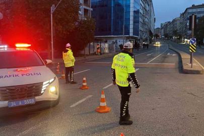 İstanbul’da 29 Ekim Cumhuriyet Bayramı dolayısıyla bazı yollar trafiğe kapatıldı