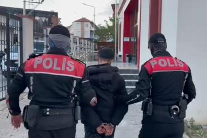 İzmir’de firariler polis takibinden kaçamadı
