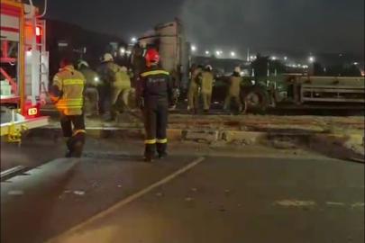 İzmir’de tırın kupa kısmında çıkan yangın söndürüldü
