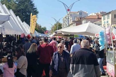 Kaman’da ceviz festivali alanı panayır alanına döndü