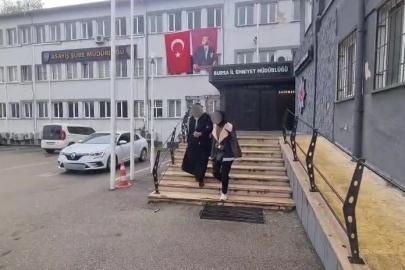 Kapısını film ile açtığı evden ziynet çalan kadın hırsız yakalandı