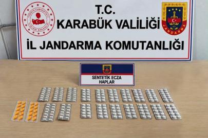 Karabük’te 230 sentetik ecza hapı ele geçirildi
