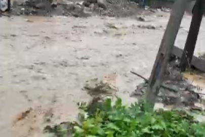 Karacabey’de dere taştı, ekipler bölgede çalışma başlattı