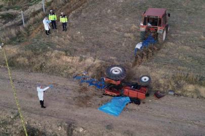 Karaman’da devrilen traktörün altında kalan sürücü hayatını kaybetti