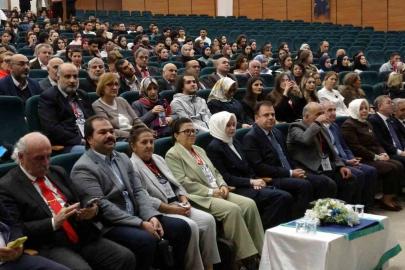 Kars’ta 13. Uluslararası Çocuk ve Gençlik Edebiyatı Sempozyumu düzenlendi
