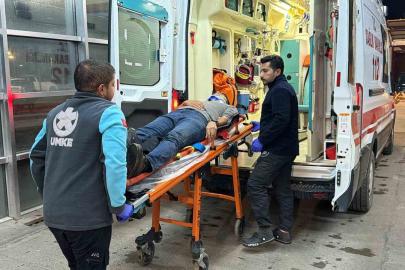 Kayganlaşan yolda devrilen motosikletin sürücüsü yaralandı