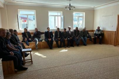 Kaymakam Ahat Otlukbeli ve Elmalı’da vatandaşlarla bir araya geldi