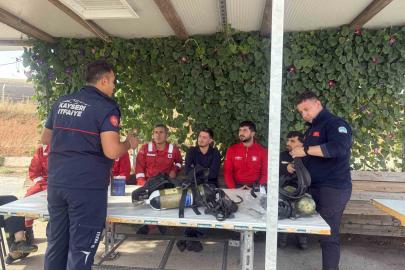 Kayseri İtfaiyesi’nden kapsamlı eğitim