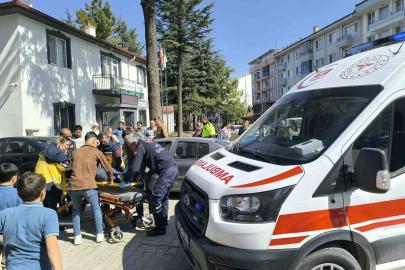 Kazada devrilen motosiklet sürücüsü yaralandı