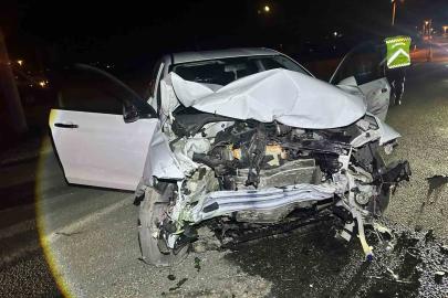 Keşan’da iki otomobil çarpıştı: 5 yaralı