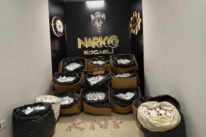 Kocaeli’de 338 bin sentetik ecza hapı ele geçirildi