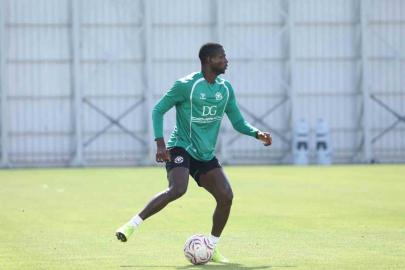 Konyaspor, Gençlerbirliği maçı hazırlıklarına devam ediyor