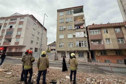 Küçükçekmece’de çatlama sesleri gelen 7 katlı bina tahliye edildi
