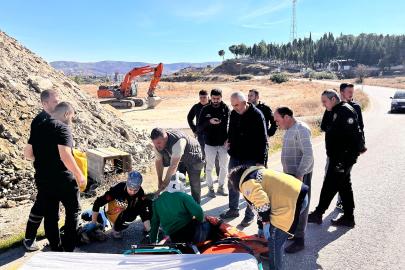 Kula’da otomobil ile motosiklet çarpıştı: 1 ağır yaralı