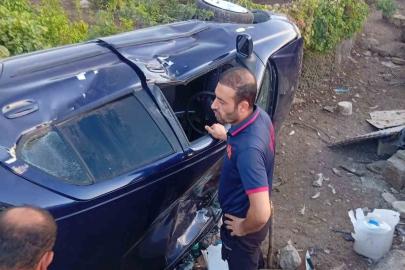 Kurtalan’da otomobil evin bahçesine uçtu: 4 yaralı