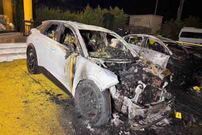 Kuşadası’nda oto galeri kundaklandı