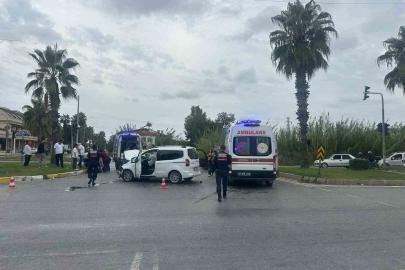 Manavgat’ta trafik kazası:3 yaralı