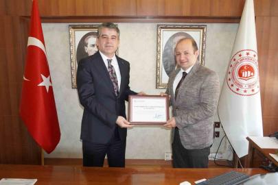 Manisa Çevre Müdürlüğü ’Sağlıklı iş yeri’ belgesi aldı