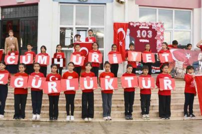 Manisa’da okullarda cumhuriyet coşkusu yaşandı