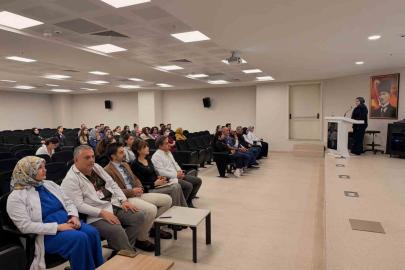 Mengücek Gazi EAH’de yoğun bakım personeline hizmet içi eğitim