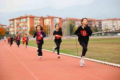 Merkezefendi’de rekor katılımlı Cumhuriyet koşusu
