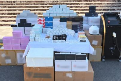 Mersin’de 10 milyonluk kaçak dolgu ve estetik malzemesi operasyonu: 2 gözaltı