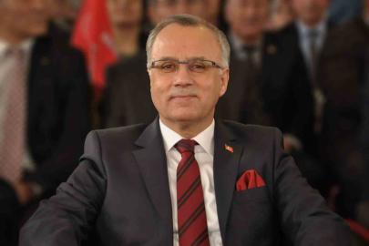 MHP Salihli’de yeni dönem! Zeki Kayda ilçe başkanı oldu
