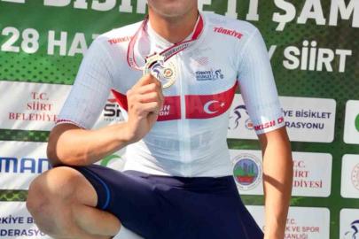 Muğla Büyükşehir’in şampiyon pedalı milli formayla Avrupa’da