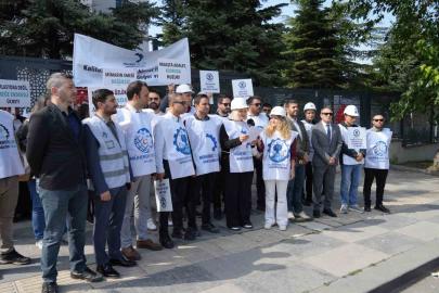 Mühendis Tek-Sen Konfederasyonu’ndan Bakanlık önünde özlük haklarında ve ücretlerde iyileştirme talebi