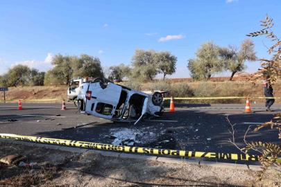 Nevşehir’de refüje çarpan araç takla attı: 1 ölü, 2 yaralı