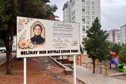 Okul saldırısında hayatını kaybeden çocukların isimleri park ve sahaya verildi