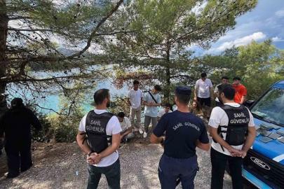Özgök koyunda 18 düzensiz göçmen yakalandı