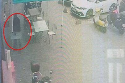 Para alamayınca dükkan önündeki masayı devirdi