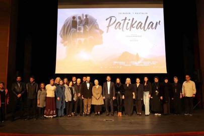 "Patikalar" belgeseli kanserle mücadele eden kadınların tanıklıklarını ekrana taşıdı