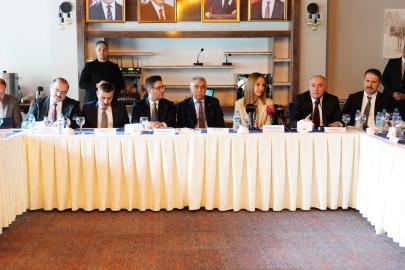 PEF 2026 hazırlıkları başladı: Başkan Özakalın Palandöken Ekonomi Forumu basın toplantısına katıldı