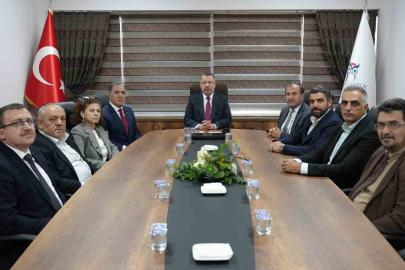 Rektör Kırışık, Karabük TSO heyetiyle bir araya geldi