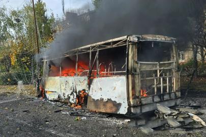 Rusya Ukrayna’da otobüs durağını vurdu: 12 ölü, 14 yaralı