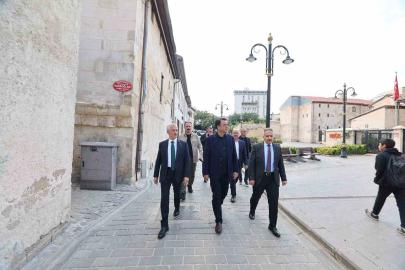 Şahinbey Belediyesi’nin projeleri Tokat protokolüne anlatıldı