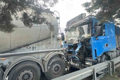 Samsun’da 3 aracın karıştığı zincirleme kaza: 1 yaralı