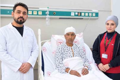 Şanlıurfa’da 60 yaşındaki kadının beynindeki 10 santimetrelik kitle ameliyatla çıkarıldı
