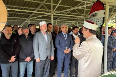 Savaş muhabiri Levent Öztürk Düzce’de son yolculuğuna uğurlandı