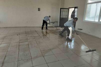 Şehzadeler Belediyesinden kamu binalarına bakım çalışması