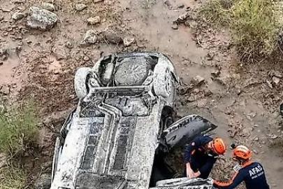 Siirt’te feci kaza: Araç ters döndü, 1’i bebek 3 kişi yaralandı