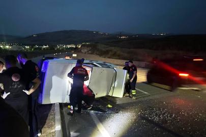 Siirt’te otomobil yan yattı: 2 yaralı