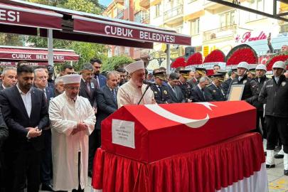 Silahlı saldırıda şehit olan polis son yolculuğuna uğurlandı