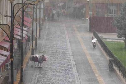 Sivas’ta kuvvetli sağanak maddi hasara yol açtı
