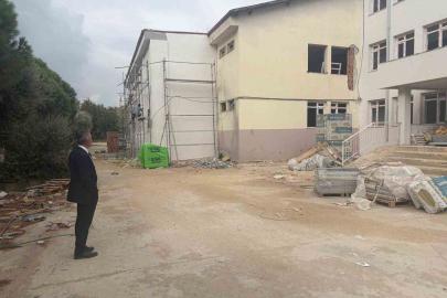 Söke’de meslek lisesinde güçlendirme çalışmaları sürüyor