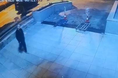 Son kez otomobili park edip ayakkabısız halde yürürken görüntülendi, 4 gündür haber alınamıyor