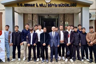 Tarihin izinden giden Şırnaklı öğrenciler Malazgirt kampına uğurlandı