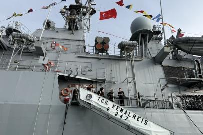 TCG Kemalreis Cumhuriyet’in 103’üncü yılı kutlamaları kapsamında vatandaşların ziyaretine açıldı